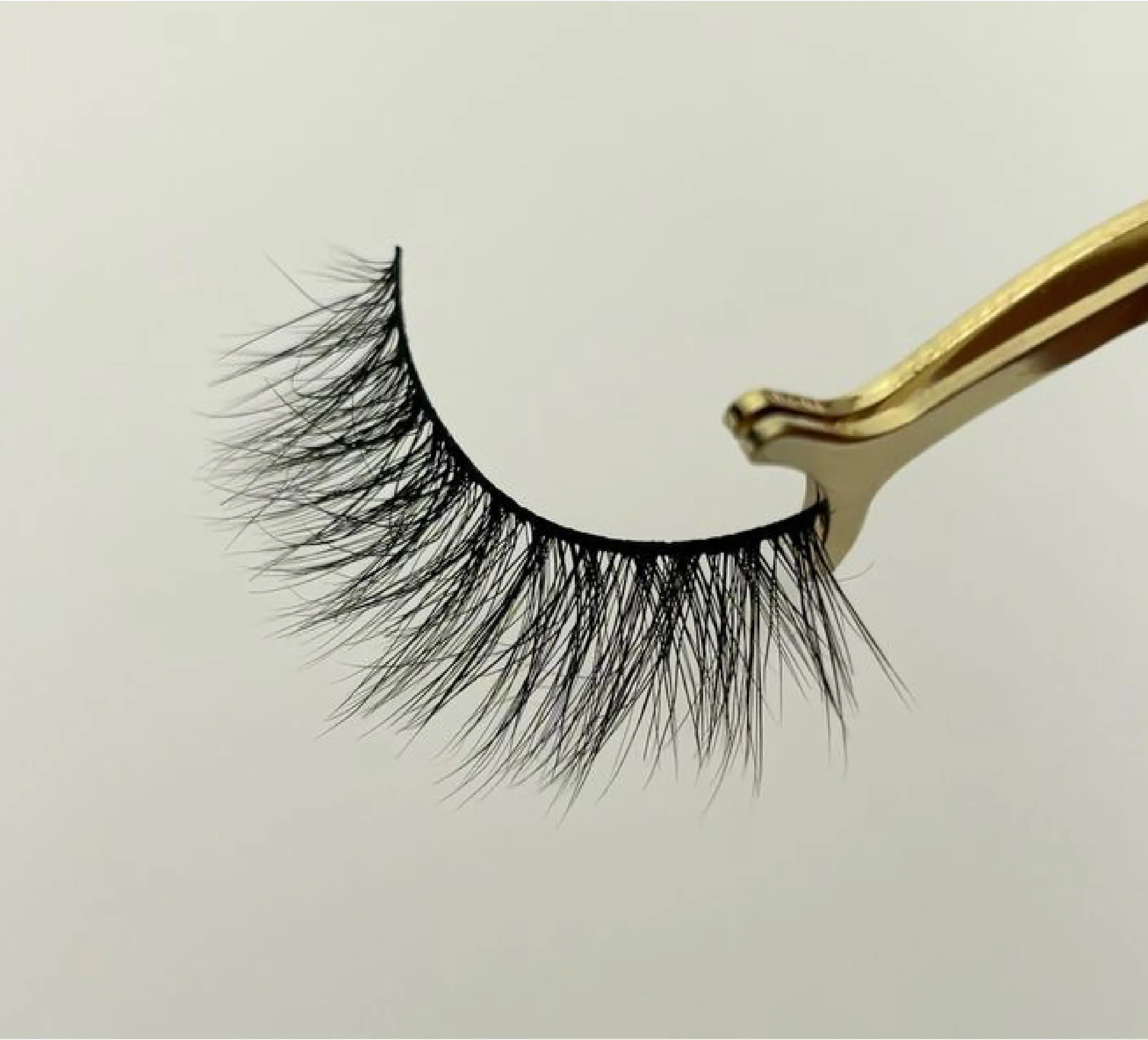 Leo ♌️ enjoy 15% off your order with code “Happy Monday” only available today shop link 🔗 at my bio Www_Makeupbyjm-01.jpg