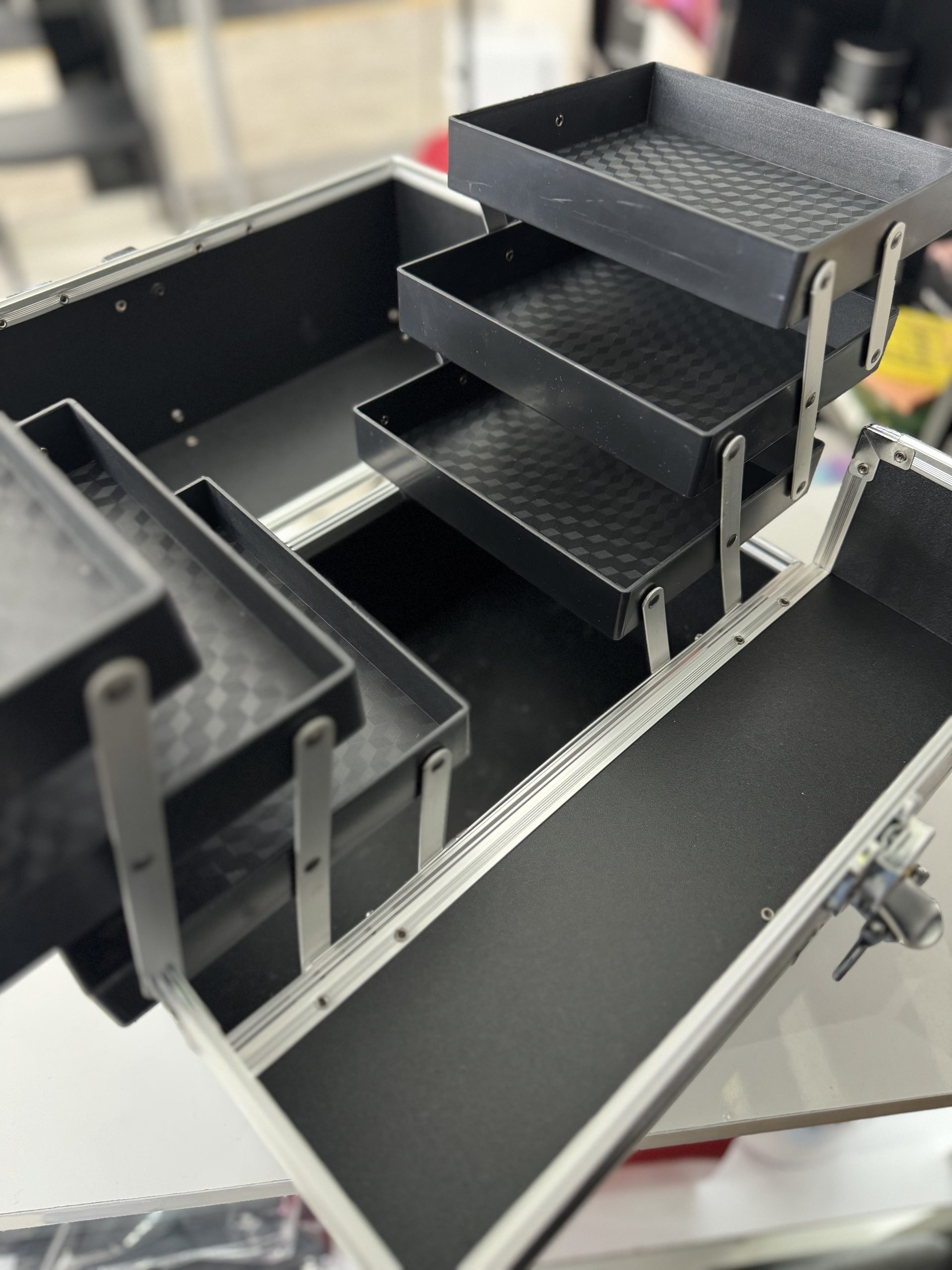 Maleta Negra Multifuncional